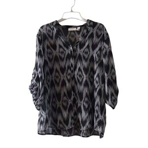 Chico's Women's Sheer Paisley Top Size 3 Button Tab Sleeve Lightweight Fairy